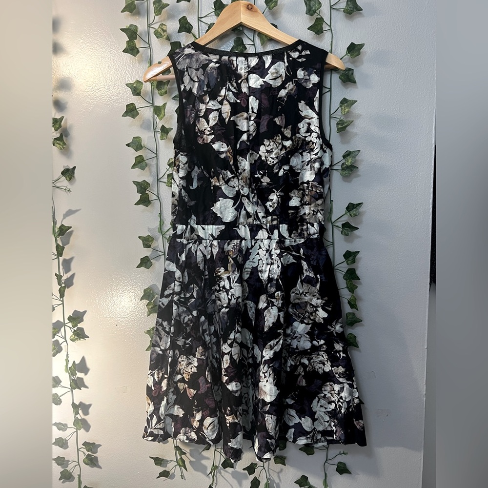 💕 Super  cute sleeveless dress xs extra small Simply Vera 💕